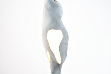 Modell einer skulpturalen Hängeleuchte mit generativ gefertigten Elementen