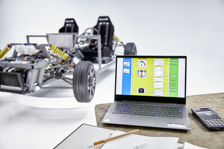 Photo with a view of the operating strategy in Simulink