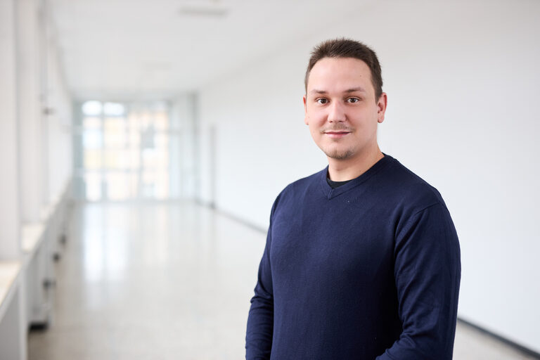 Portrait von Dennis Friedel__ Portrait of Dennis Friedel