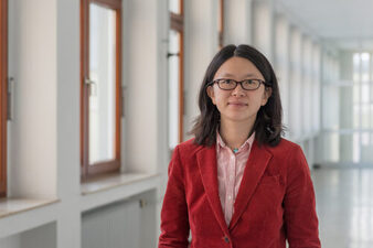 Portrait von Prof. Dr.-Ing. Yan Liu __ Portrait of Prof. Dr.-Ing. Yan Liu