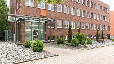 Foto von einem Gebäude der Fachhochschule Dortmund an der Otto-Hahn-Straße.