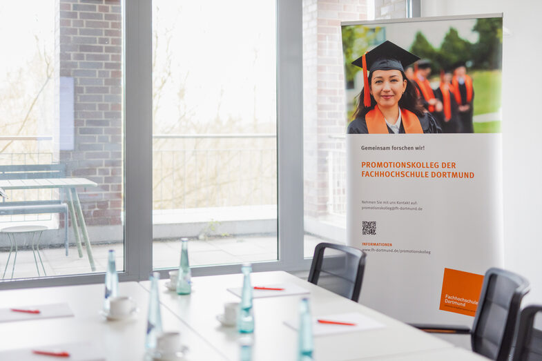 Workshopraum des Promotionskollegs mit eigenem Roll-up