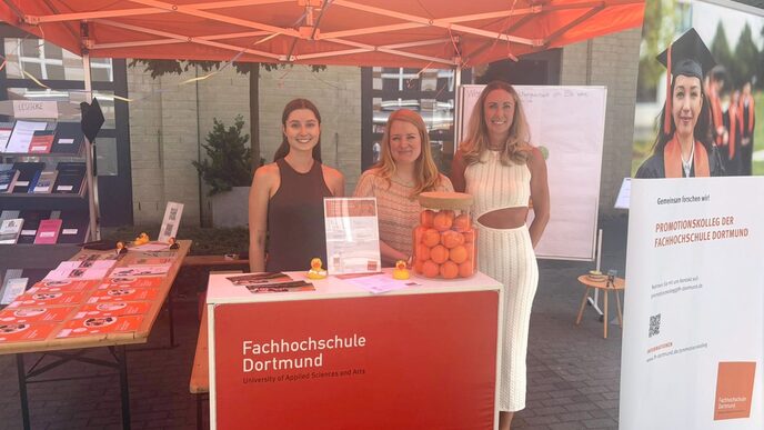 Der Stand des Promotionskollegs beim SommerFHest 2025